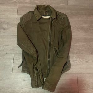 Women’s jacket